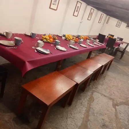 La De La Casona De 3*