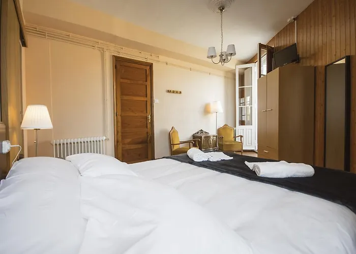 Penzion La De La Casona De 3*