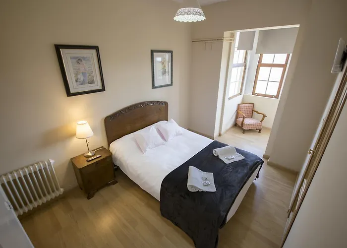 La De La Casona De 3* Sarria